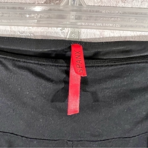 SPANX Ready to Wow Black Leggings with Snakeskin Print on Sides Size L - Picture 10 of 12